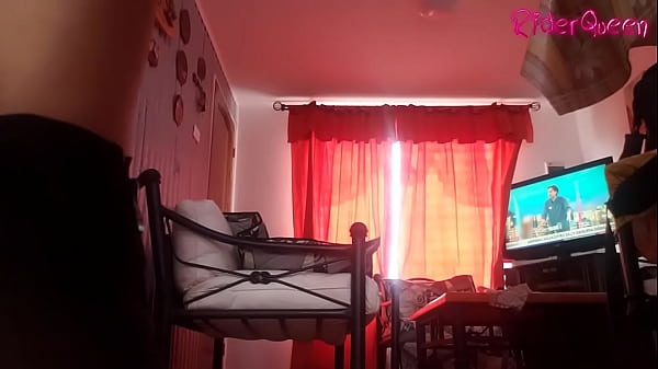 Stepmom Make Order Clean Home with Sexy Dress